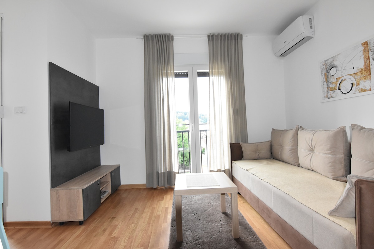 Apartman Lipa 11