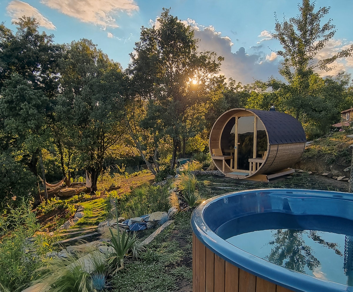 Rural Luxury, Emotional Garden, Privacy