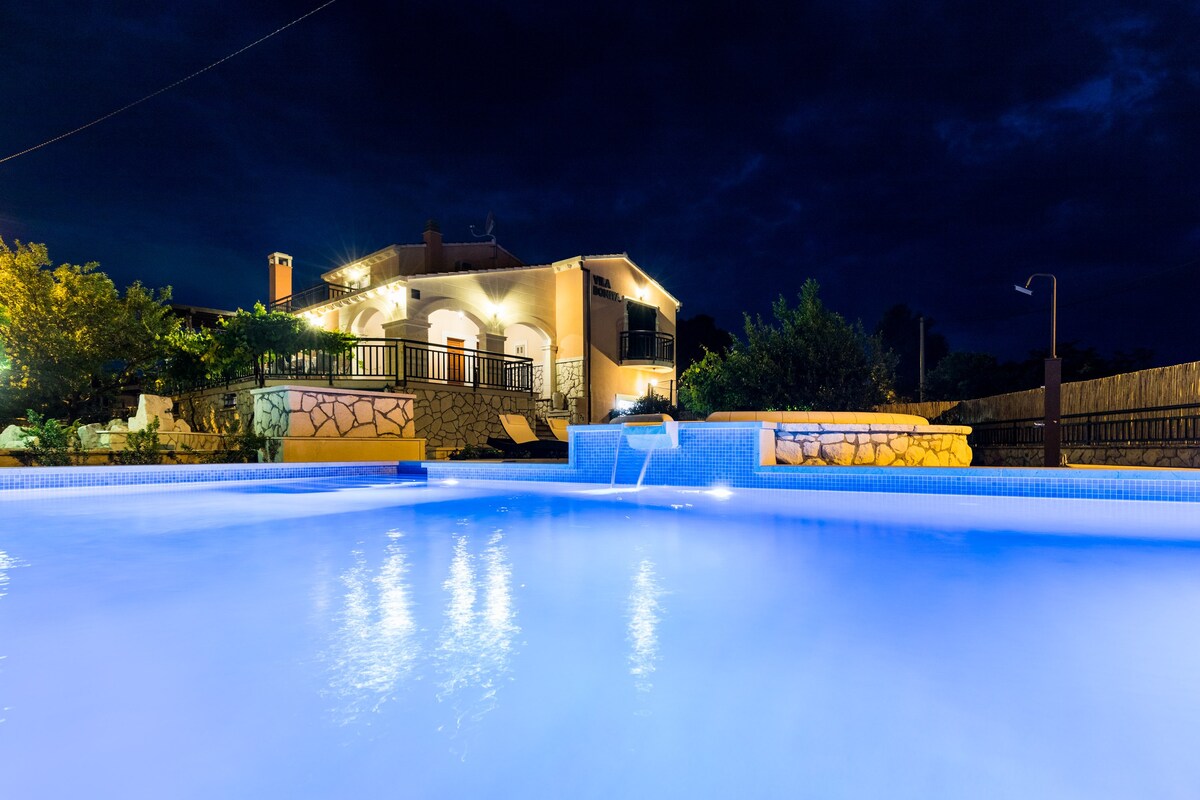 Luksuzna vila Bonita s bazenom i saunom