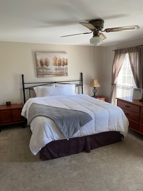 Master Bedroom on Golf Course near I-95!