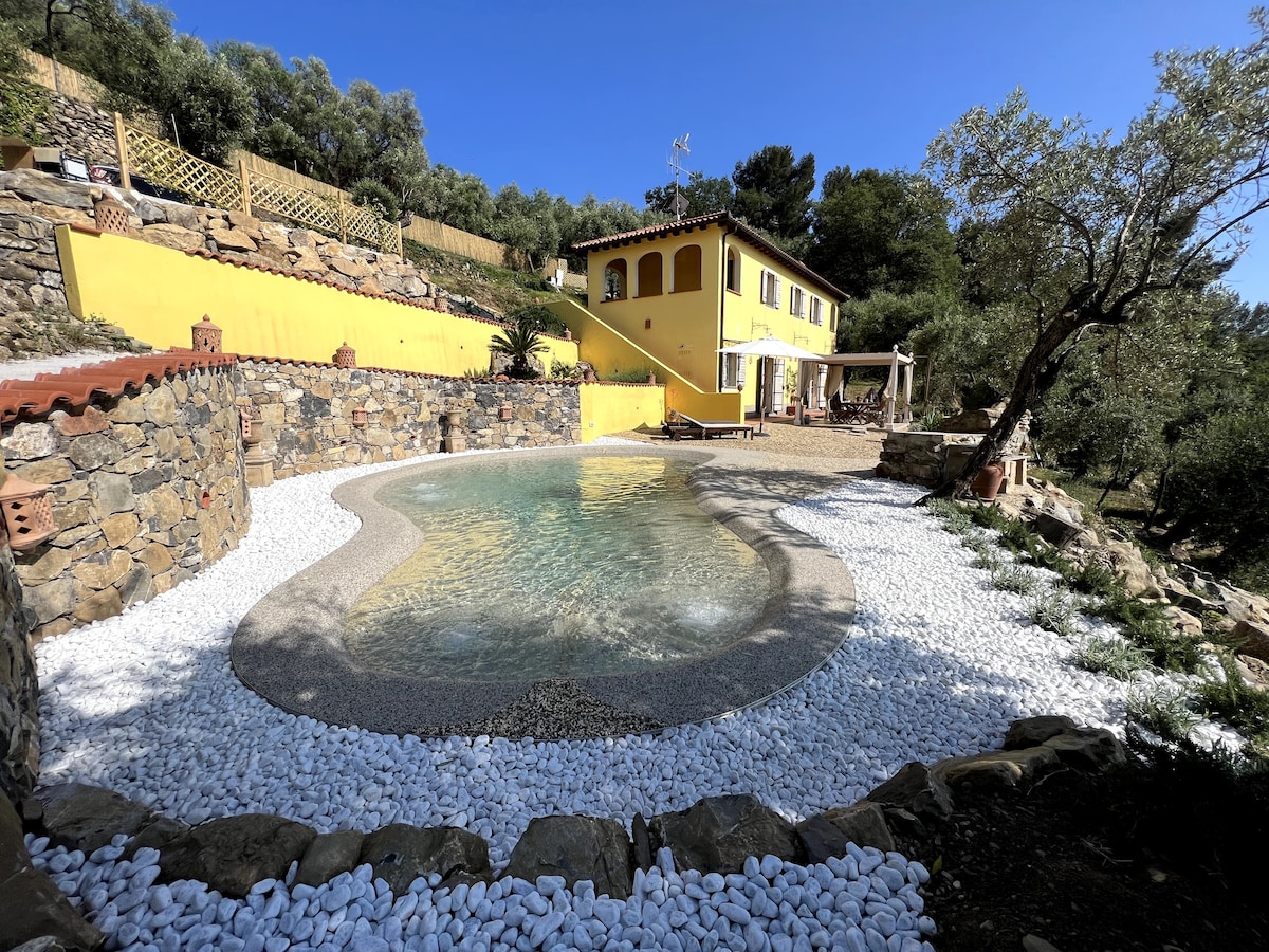 Il Casale tra gli Ulivi con Piscina Biodesign