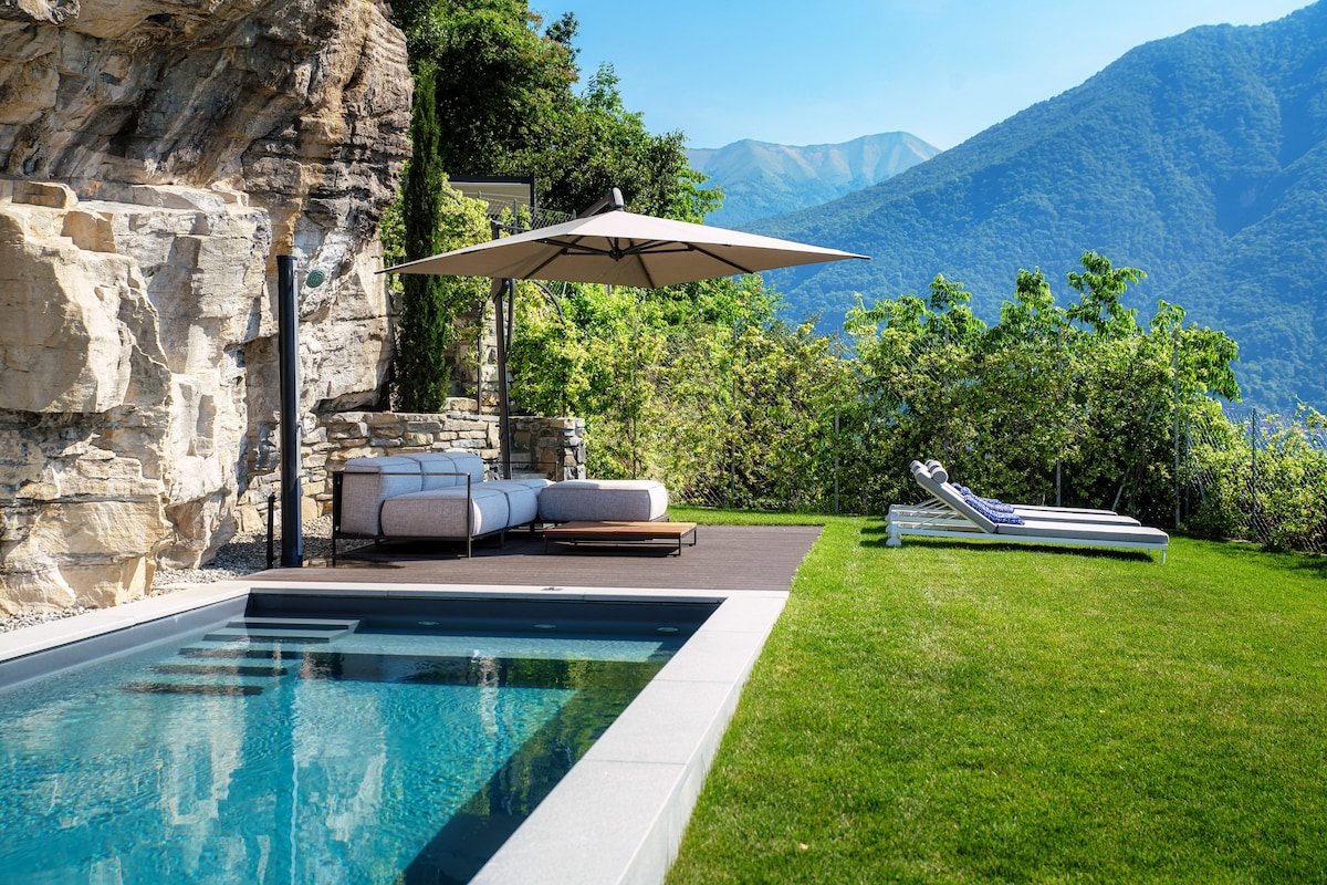 The Rock - Villa with Swimming pool and Lake View