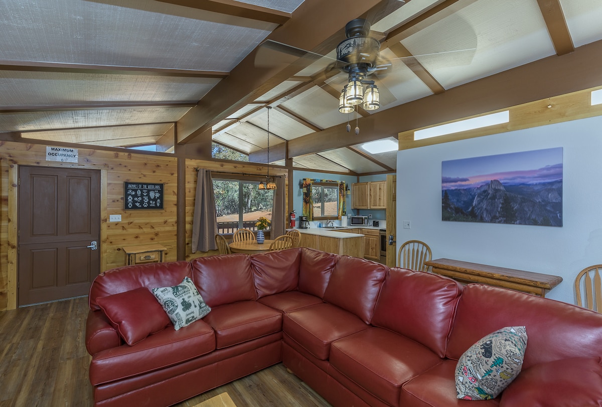 Midpines Cabin
  Perfect for Yosemite vacation!