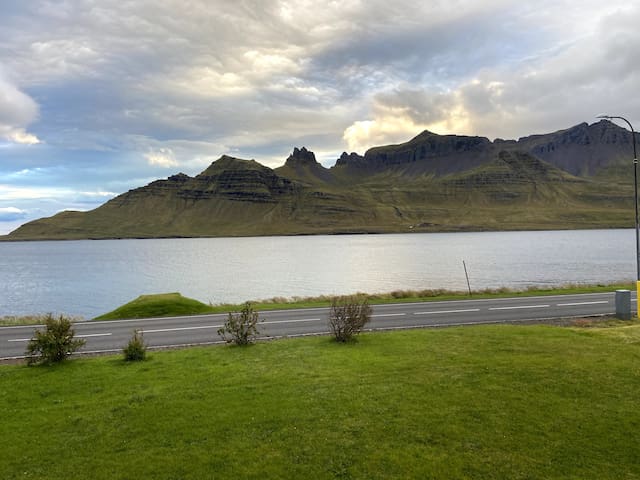 Stöðvarfjörður的民宿