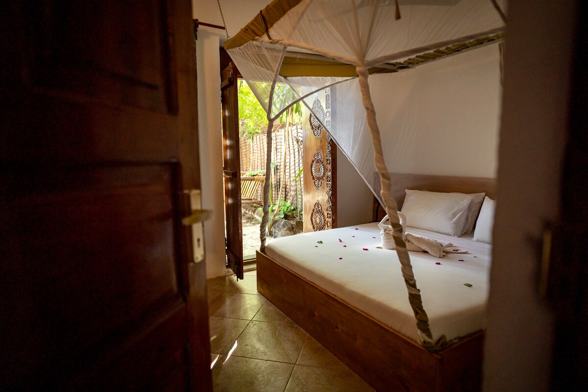 Standard Double Room with private garden
