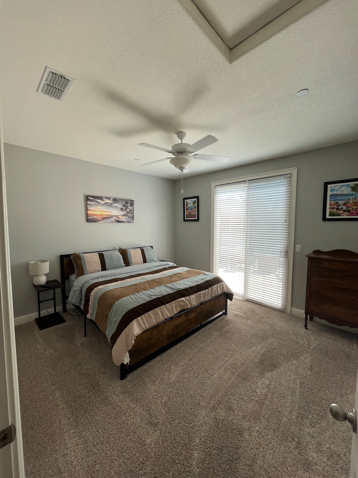 Spacious and Cozy In-law Suite w/ 1 Master Bedroom