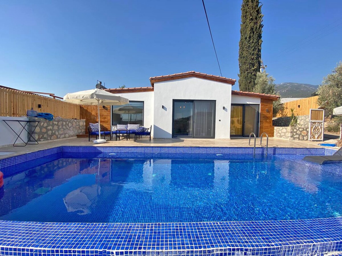 2+1 Conservative Villa with Jacuzzi in Kalkan