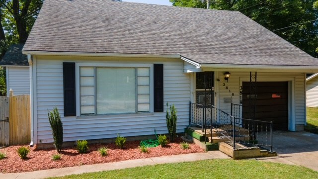Cozy & Cheerful 4 Bedroom Home Near Downtown