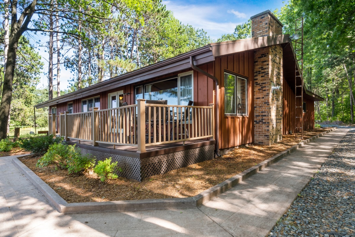 Spacious Lake Front Home in Holcombe Wisconsin