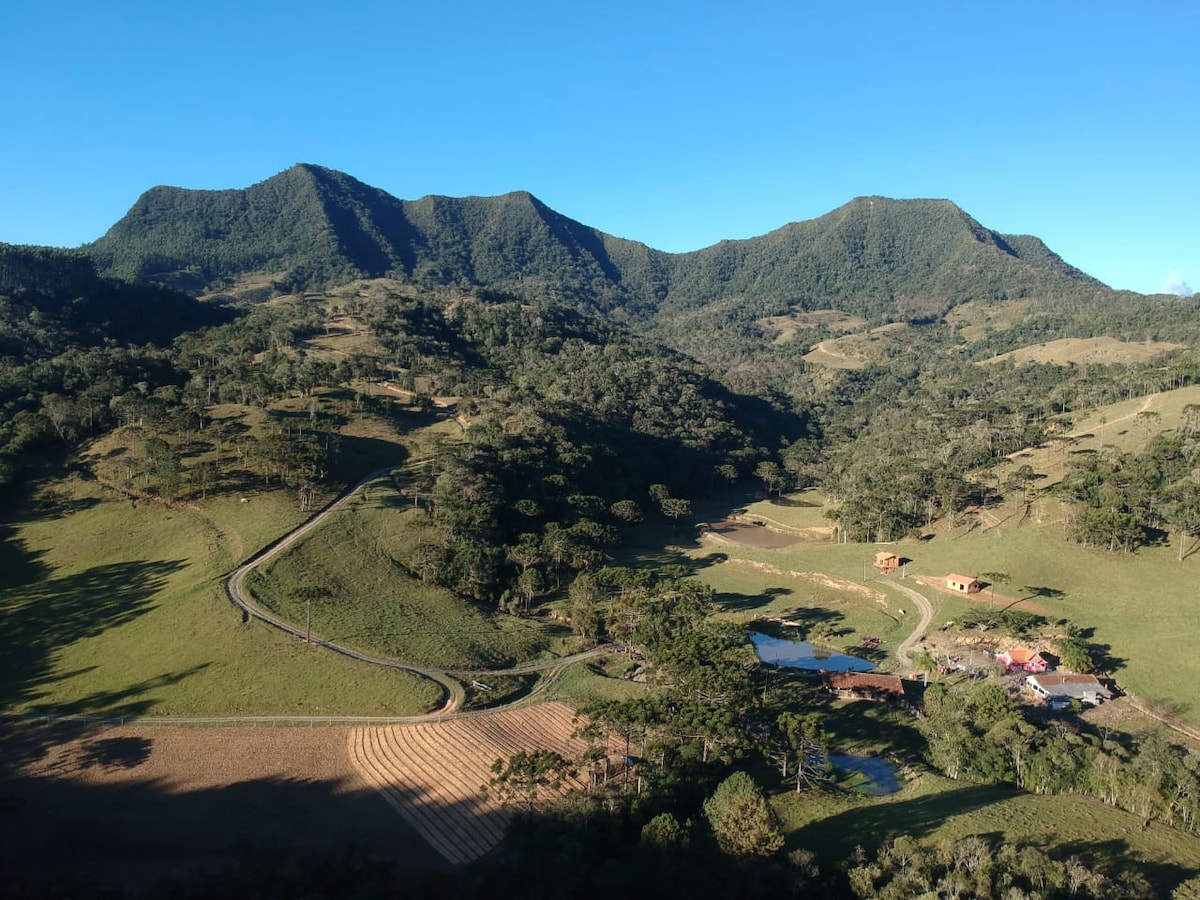 Cabana Iasmin / Fazenda Três Pontas