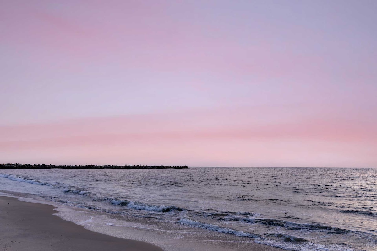 Shells Waves By Tarangi @ By the Beach w/Breakfast