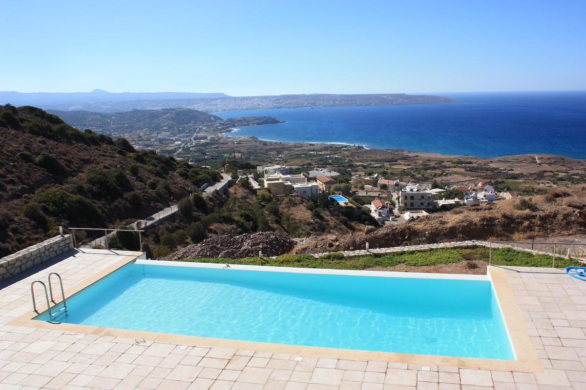 Magnifique villa avec piscine vue sur la baie