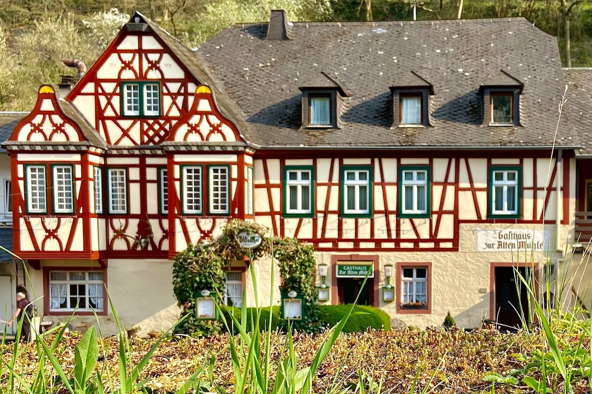 Doppelzimmer in historischem Fachwerkhaus (15)