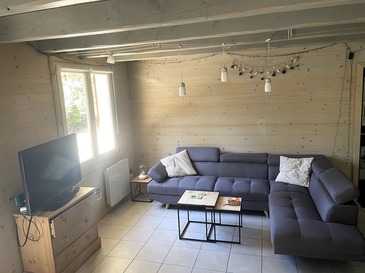 Chalet confortable, au calme, parc des Écrins