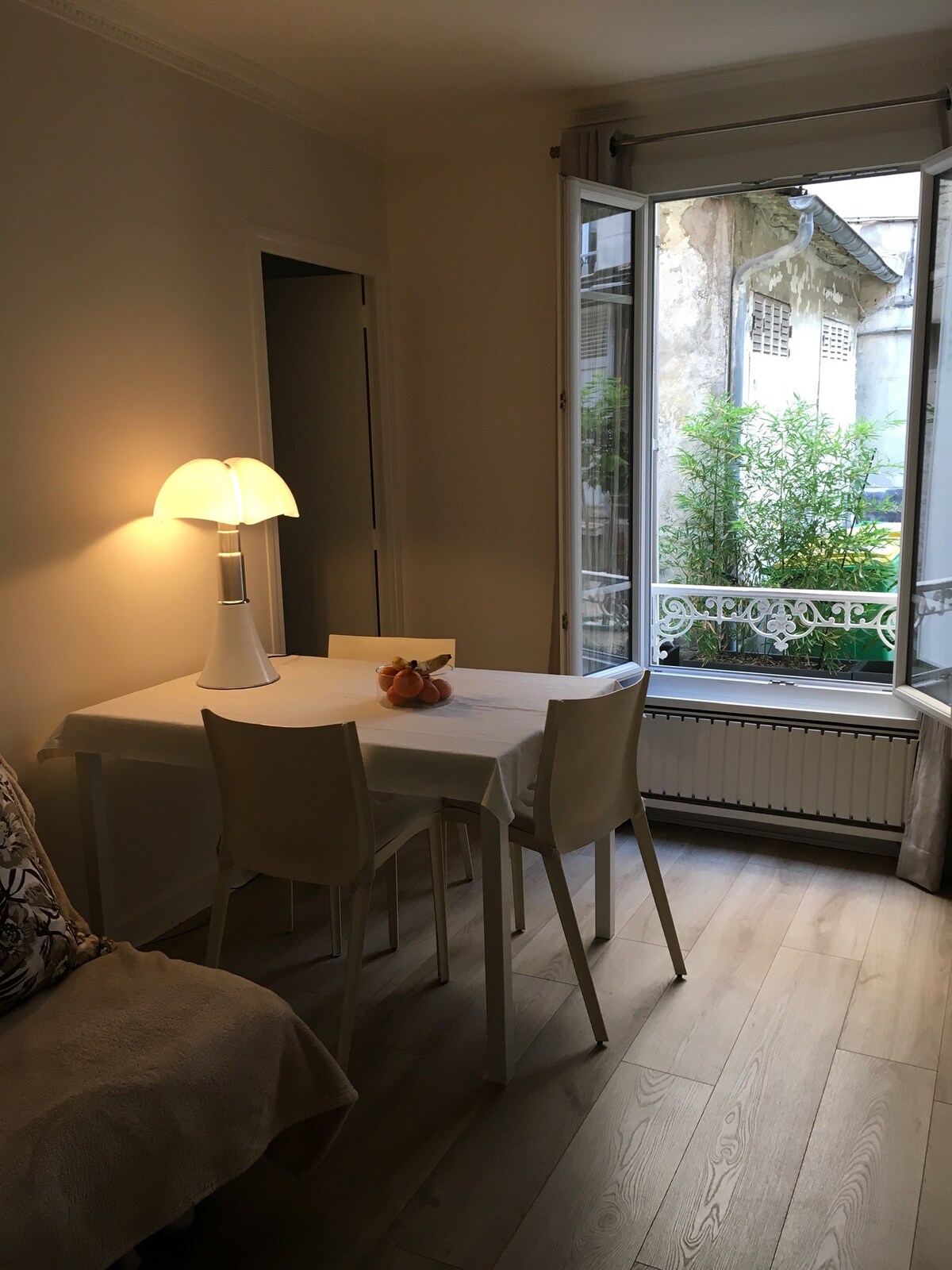 巴黎13
漂亮的公寓，一楼庭院，非常安静