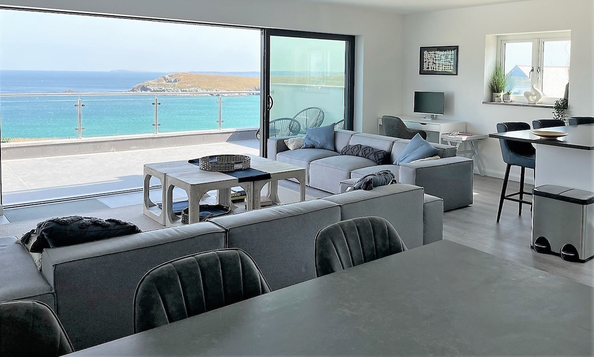 3 bedroom in Crantock, Cornwall, stunning seaview.