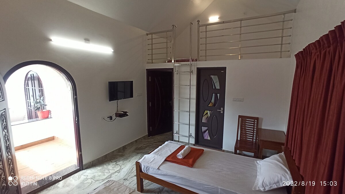 Tranquil Homestay(2 A/C Rooms, Kitchen, Hall etc)