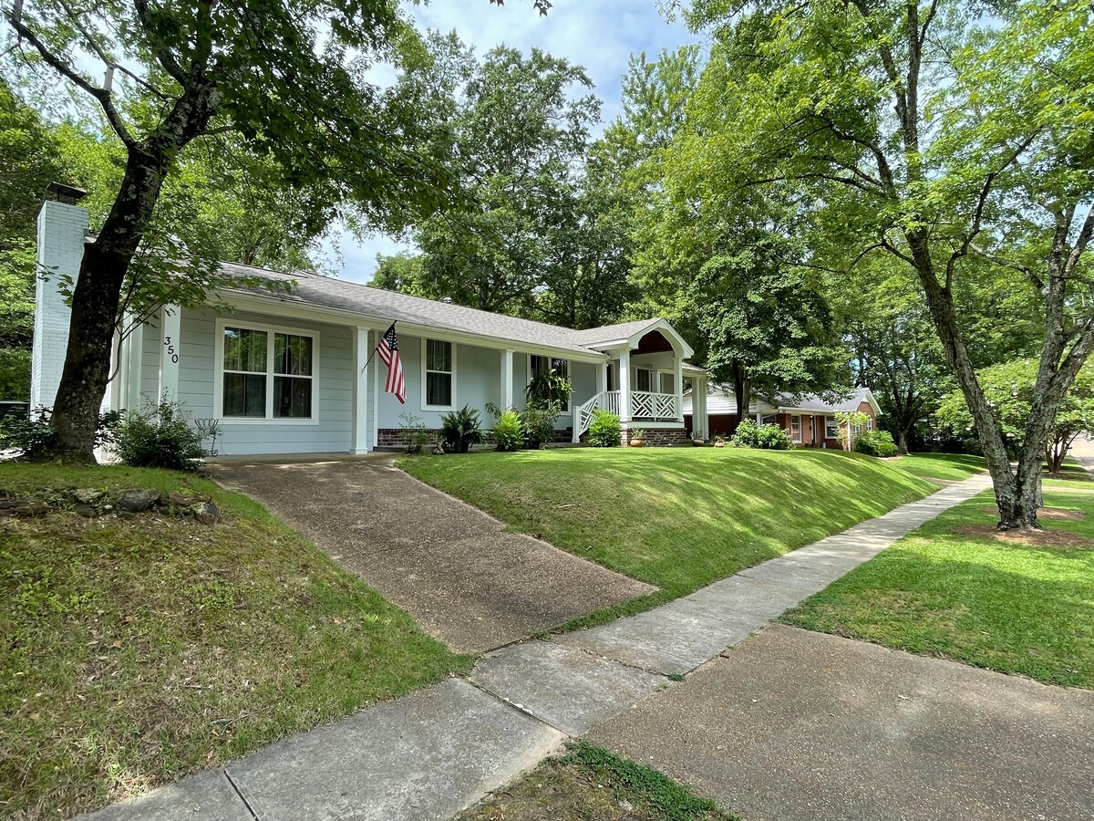 Newly renovated 3 bdrm home in downtown Oxford