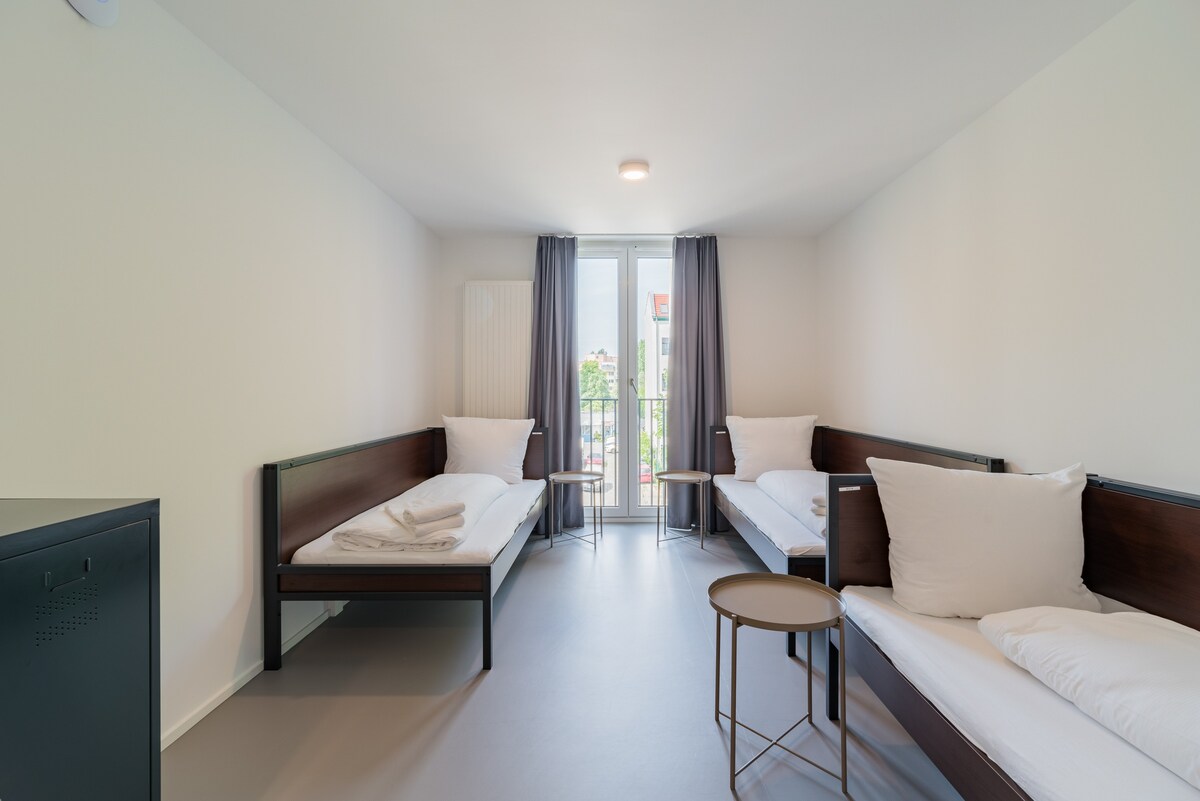 柏林Nena旅舍「3间卧室」，包括床上用品