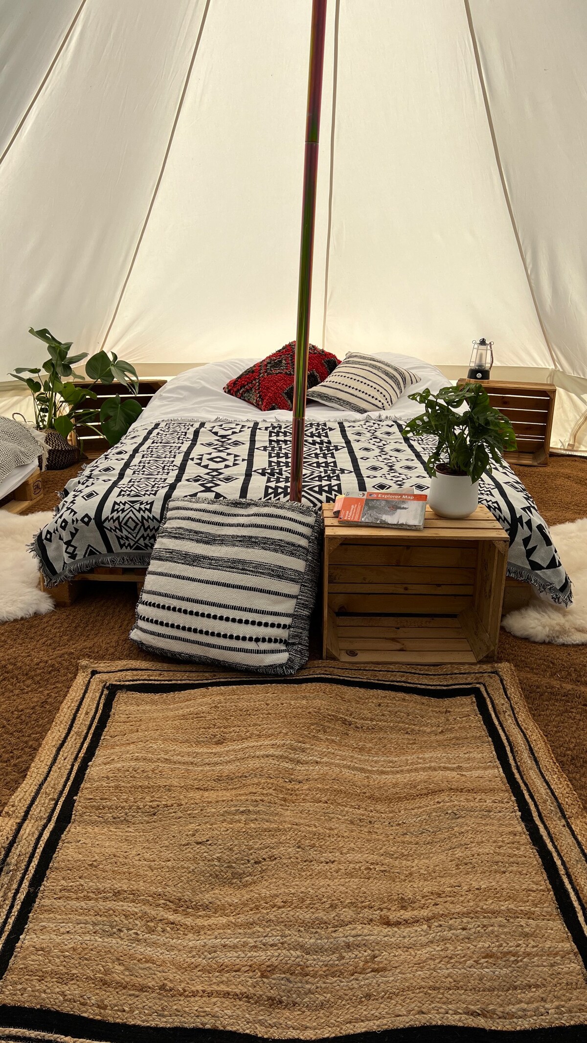 Gorgeous bell tent in beautifully tranquil setting