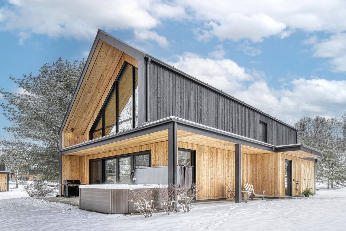 Snohaus 9 -带热水浴缸的斯堪的纳维亚山间度假木屋