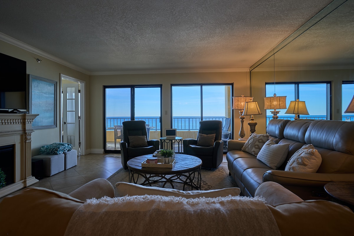 Elegant spacious, beachfront 2BR