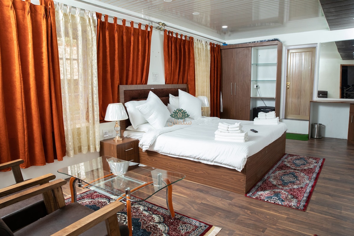 Deluxe Rooms in Srinagar