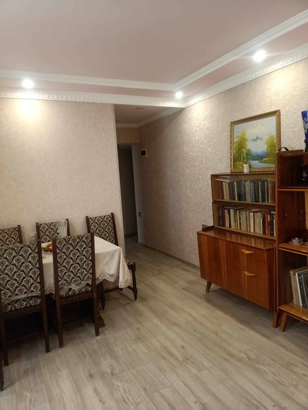 Sevan市中心可爱的双卧室公寓