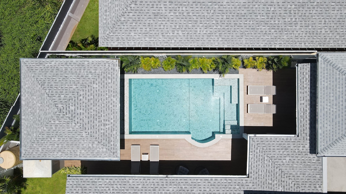 位于拉威的令人惊叹的全新泳池别墅，设有3间卧室