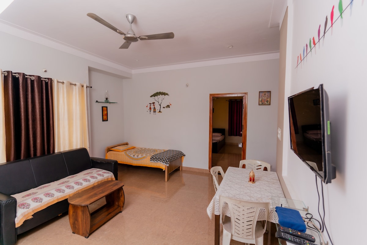 Family & Pet-Friendly Pvt Two Bed Flat(Story Stay)