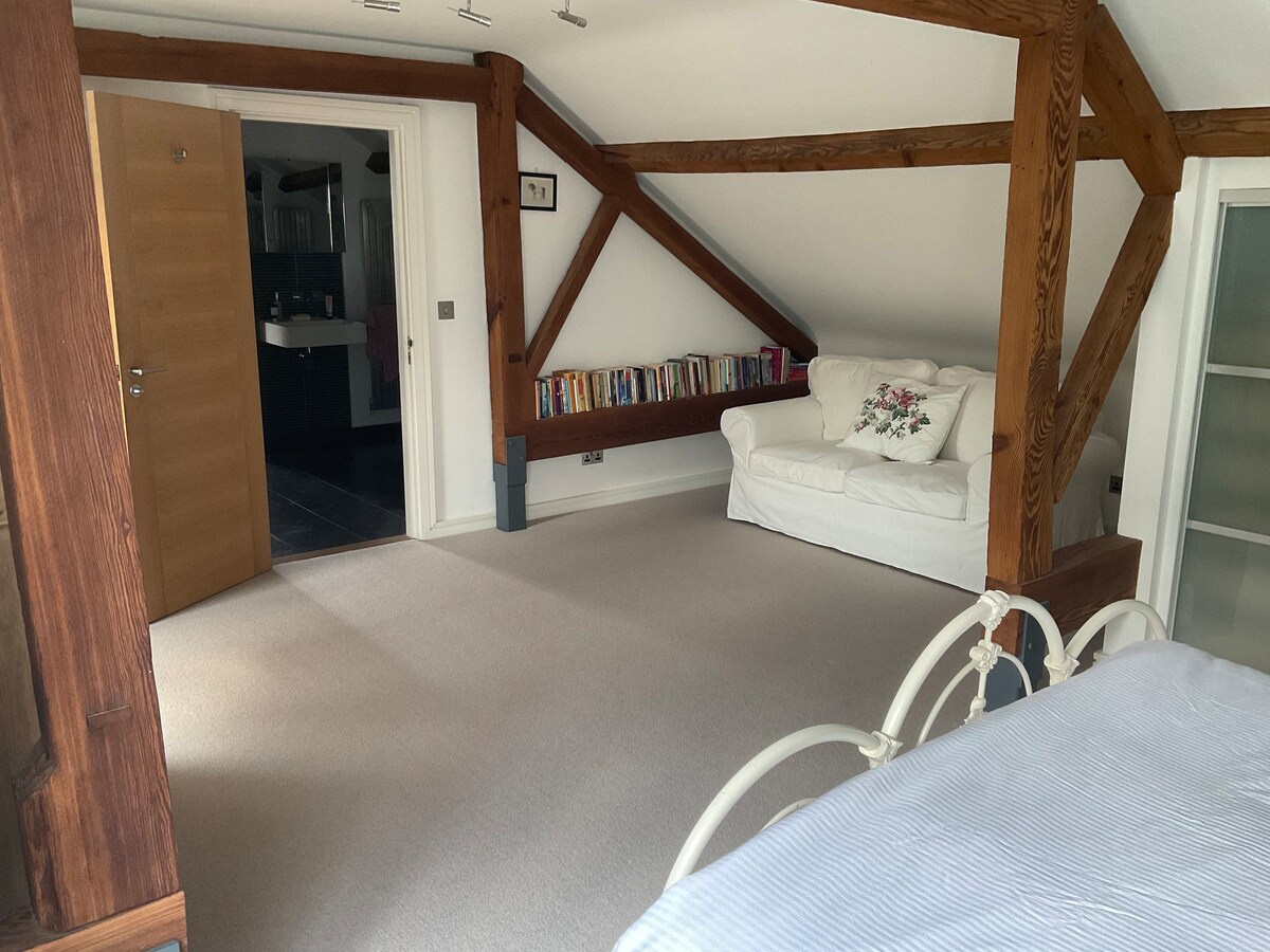 Double Room with en-suite in converted barn.