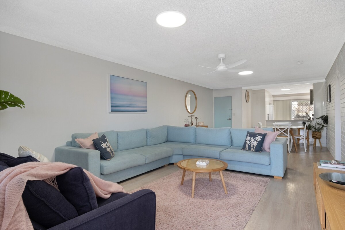 *Luna Blu* 2Bed2Bath - Renovated Yeppoon Apartment