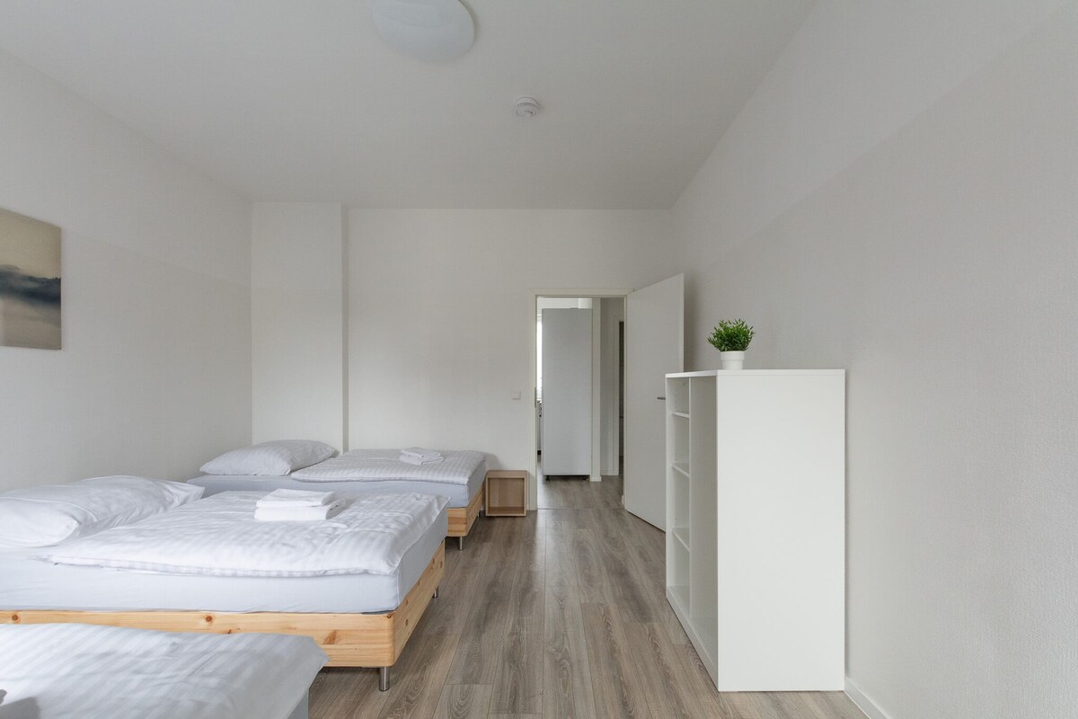 T&K Apartments-Duisburg-2 Zimmer Apt-2 OG/Apt 6
