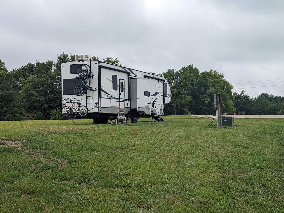 RV Parking - electric service & water connection