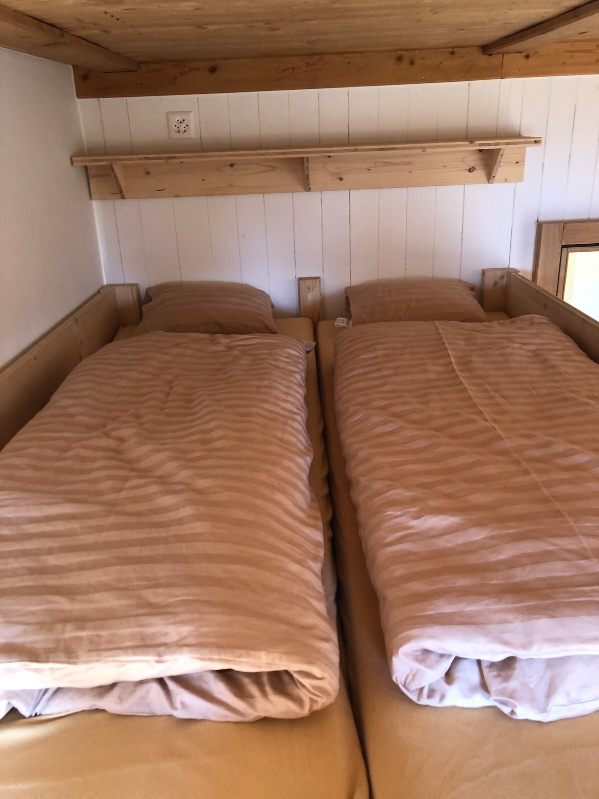 Dortoir 4 lits dans une cabane de montagne