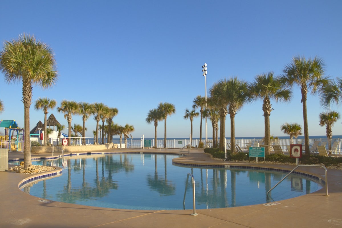 (Z302) Ocean Front Two Bedroom Condo, FL