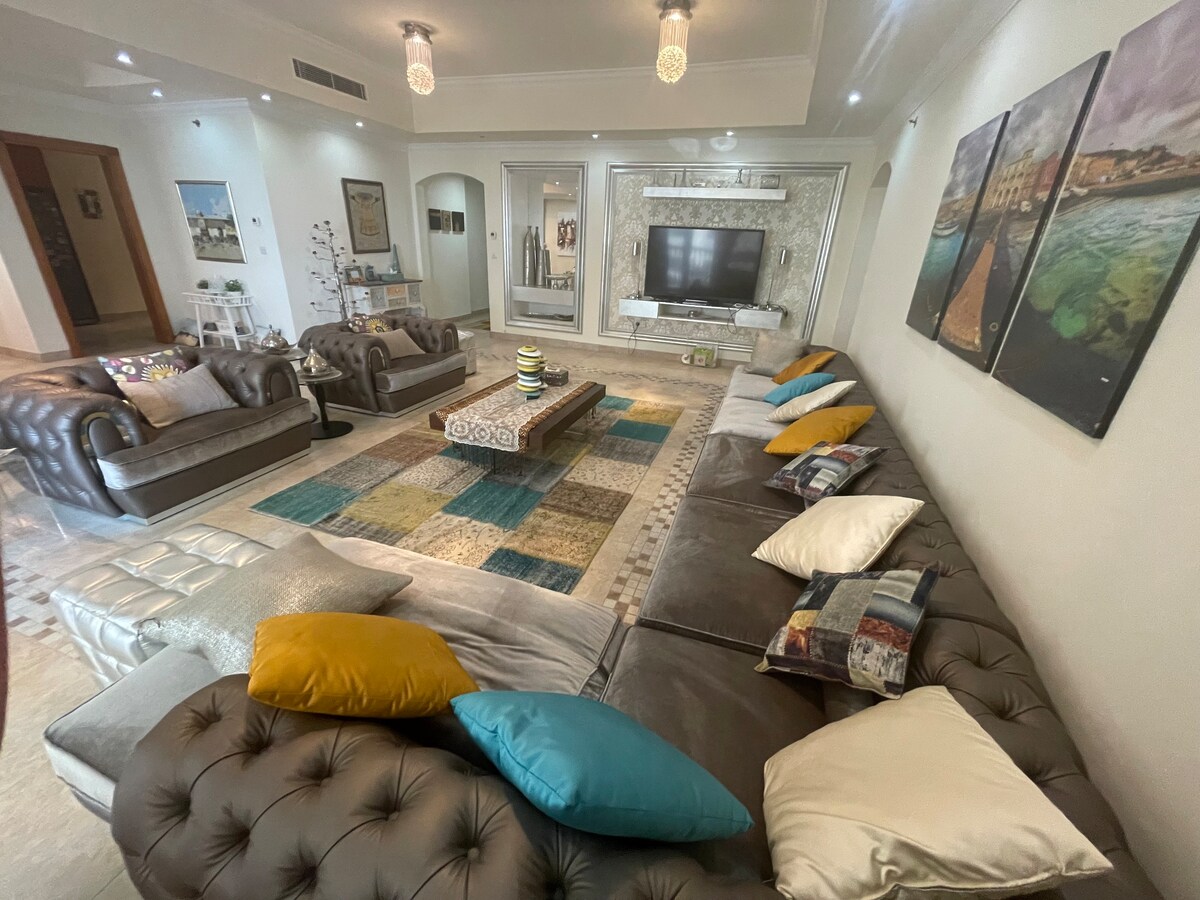 شقة في افضل موقع في قطر