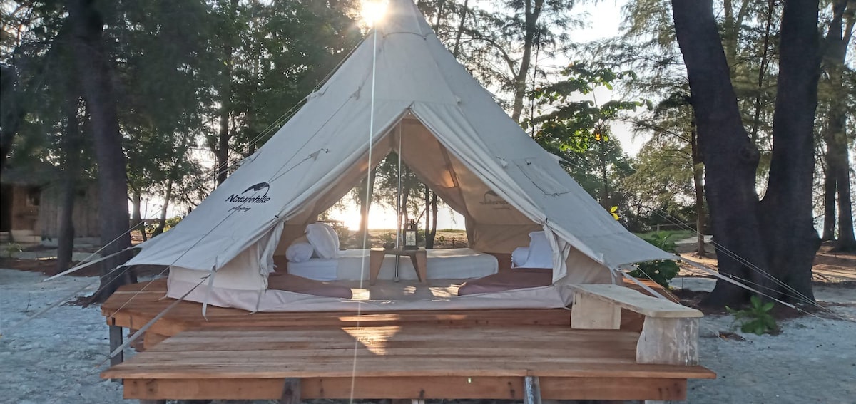 Large Glamping South East @ Desa Laguna Resort