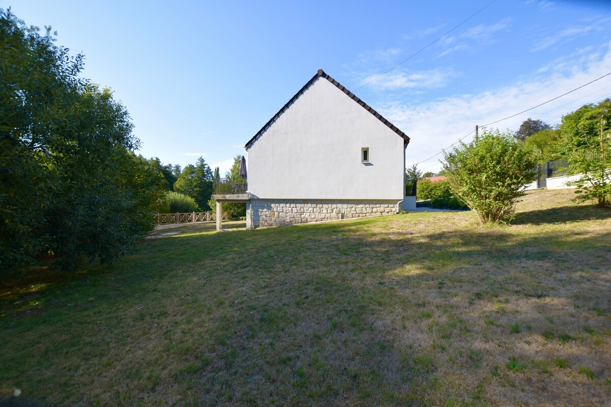 Une maison au calme dans Pierrefonds