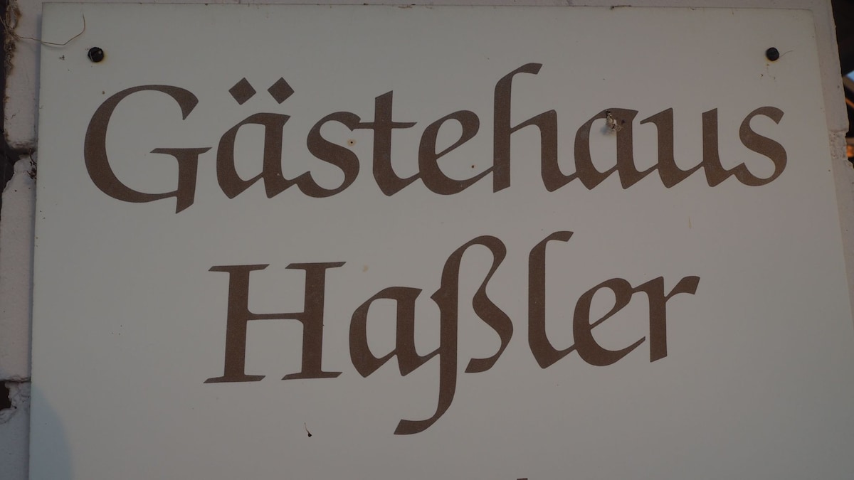 Gästehaus Hassler, circondata da vigneti, 1