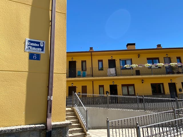 Puebla de Lillo的民宿