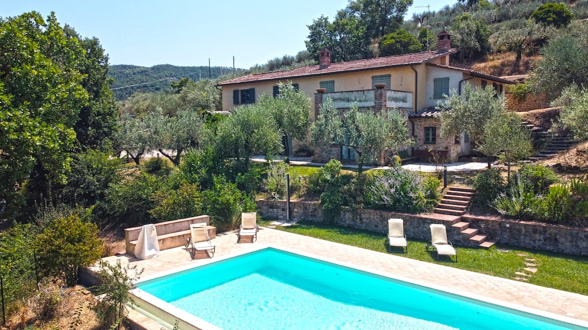 Lux Villa with pool&view a Fontanaro Property