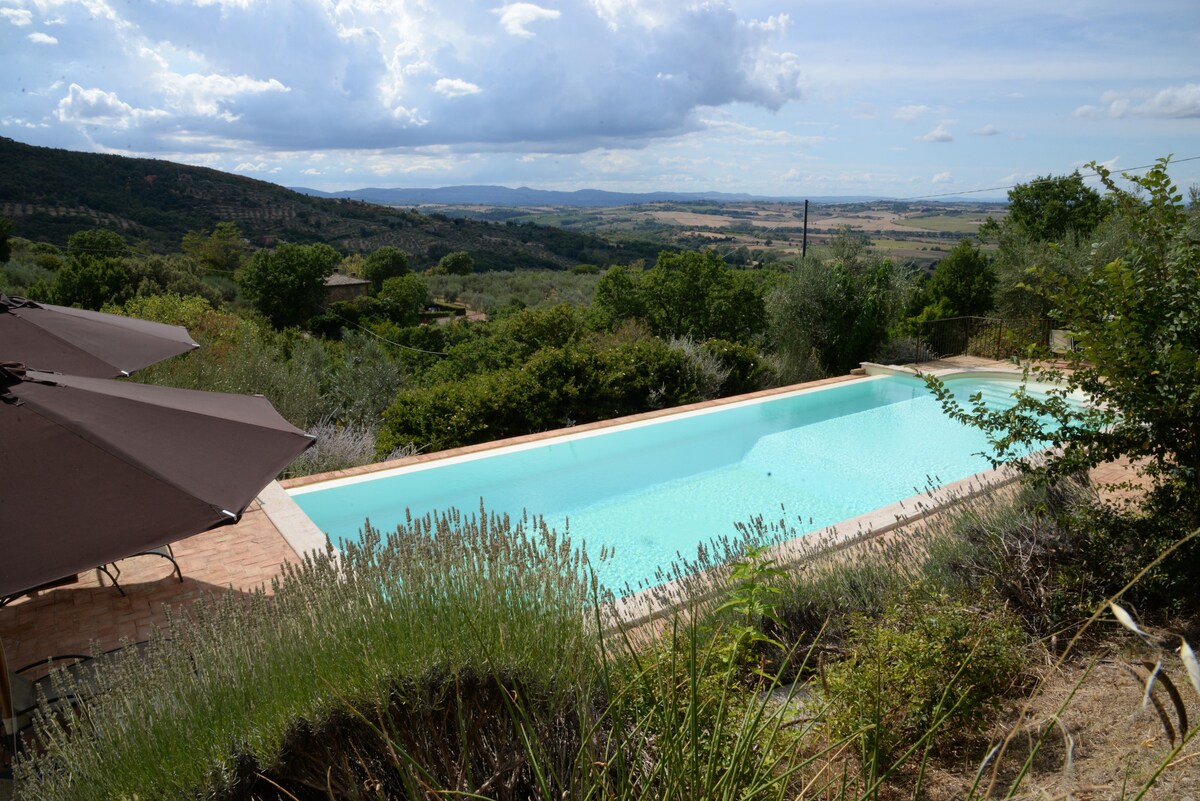 Brunello Lux Villa with pool a Fontanaro Property