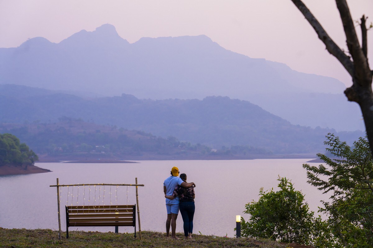 Deluxe Private Room | Lonavala