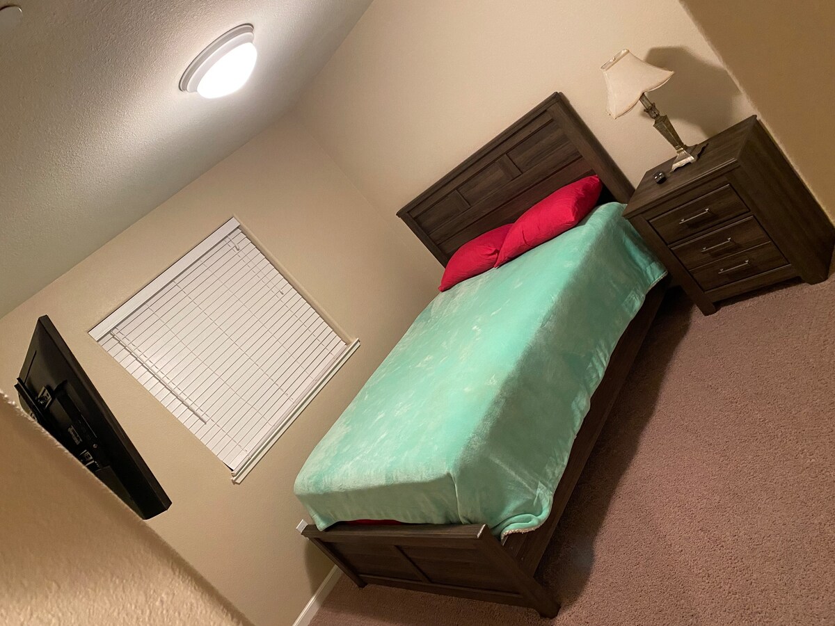 Clean Private Furnished Room