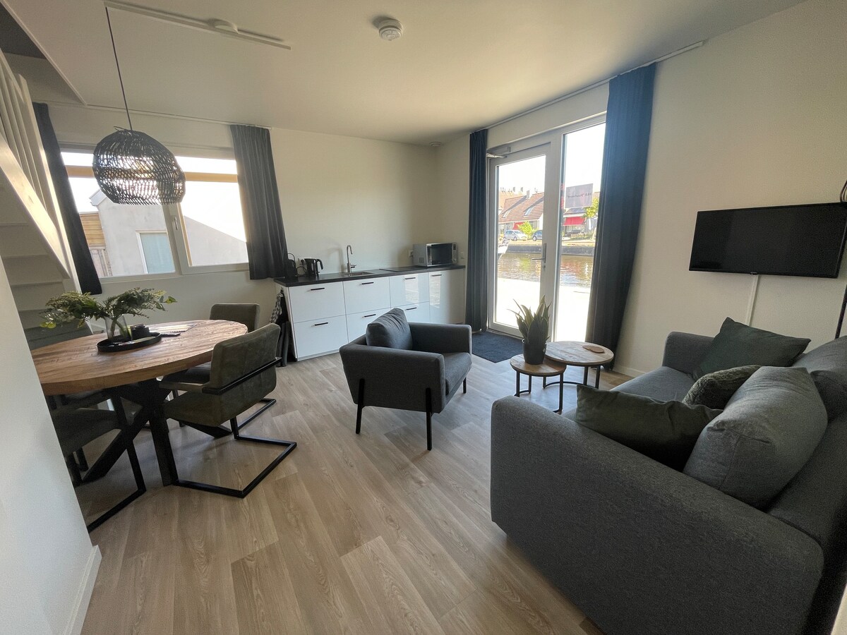 Ruim, stijlvol appartement voor 2-4 pers.