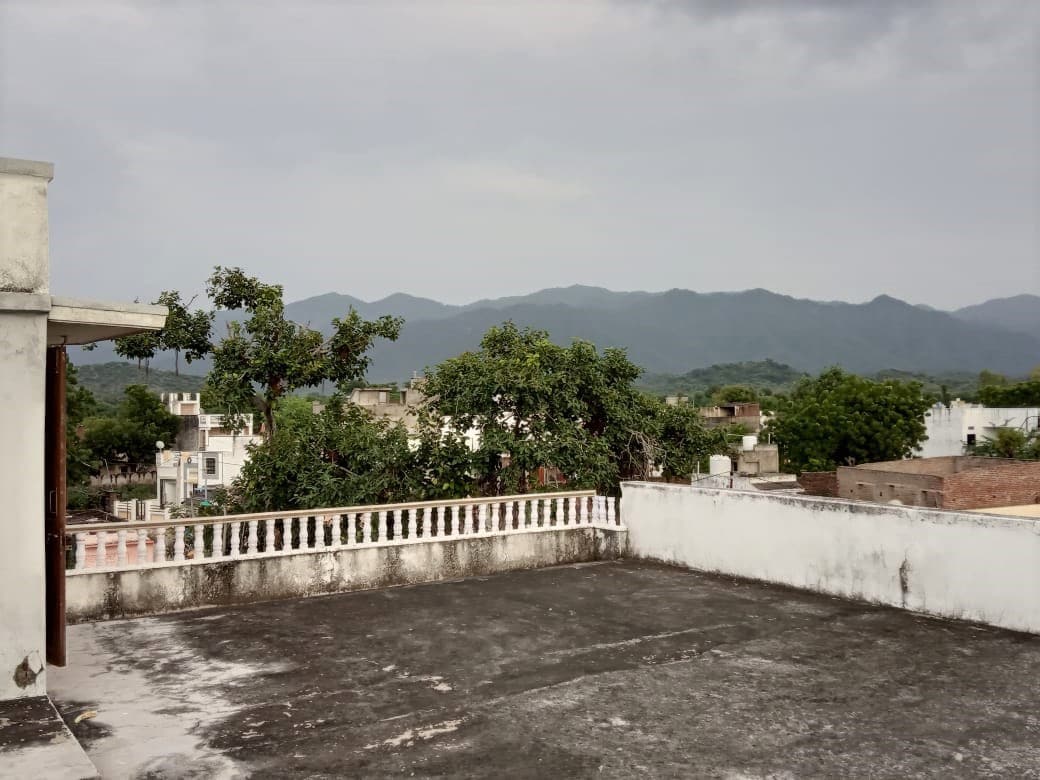 Rajpura bungalow - private 1st floor near Ranakpur