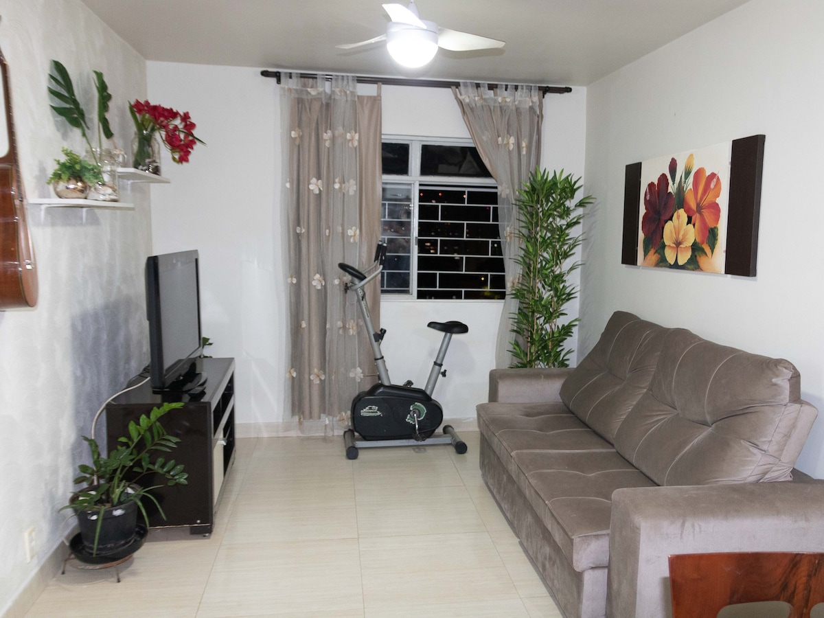 Lindo apartamento com garagem