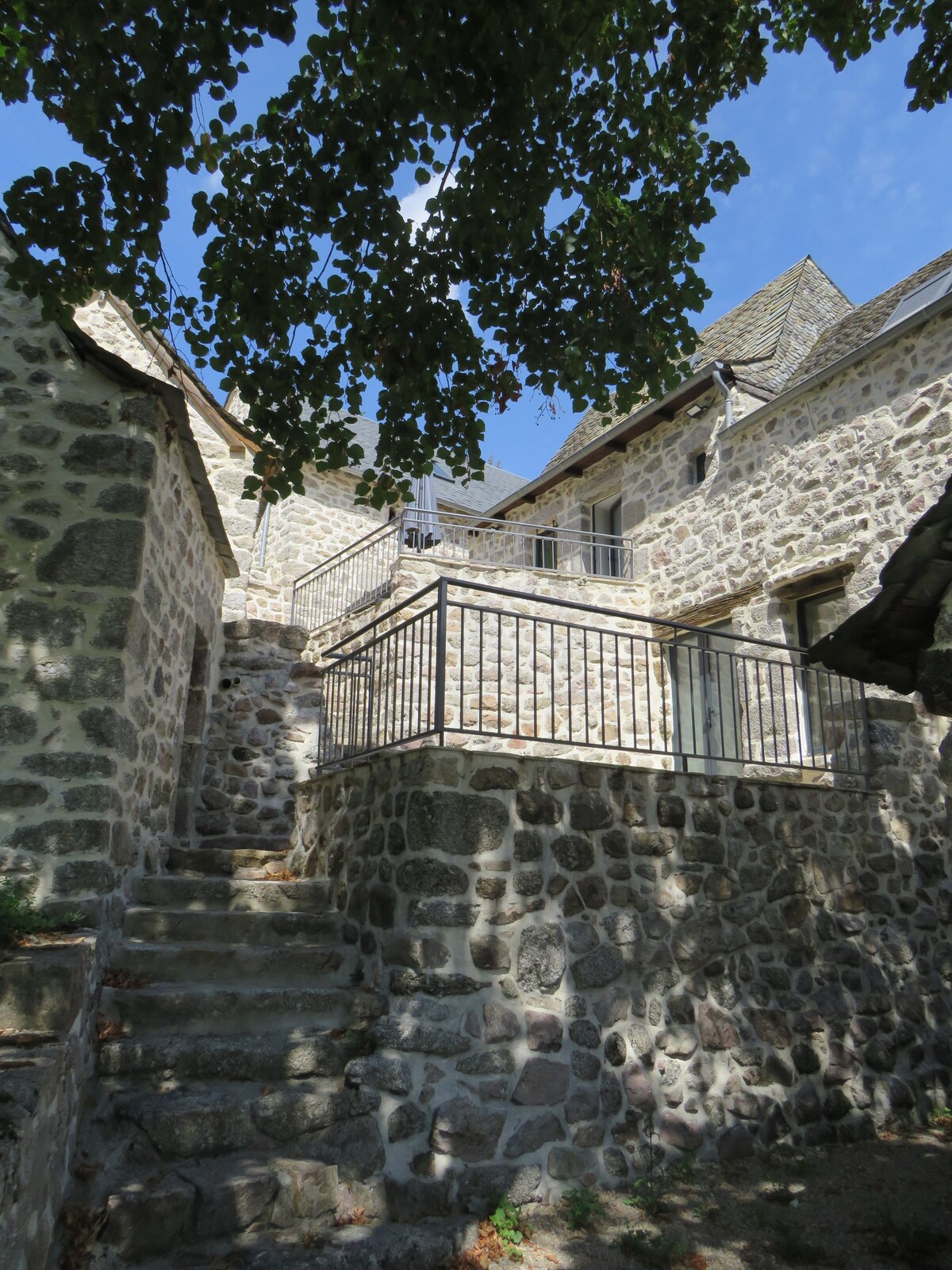 Le Garrut, maison de campagne rénovée au calme