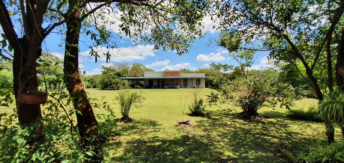 La Casa Del Terreno